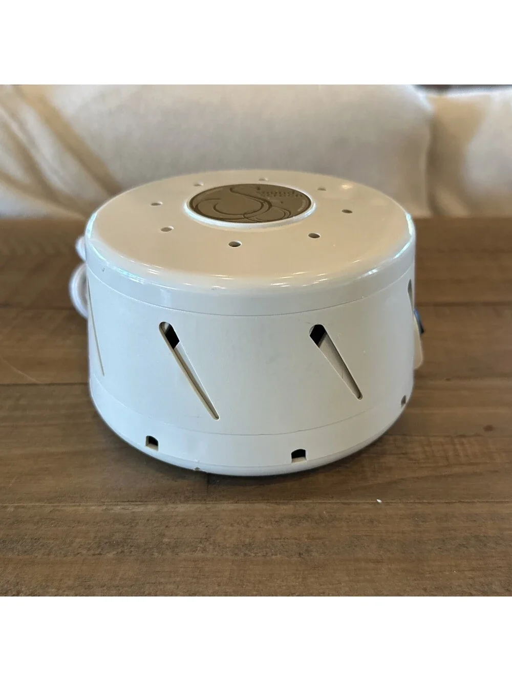 Marpac Sleepmate Model 980 A White Noise Sound Screen Machine